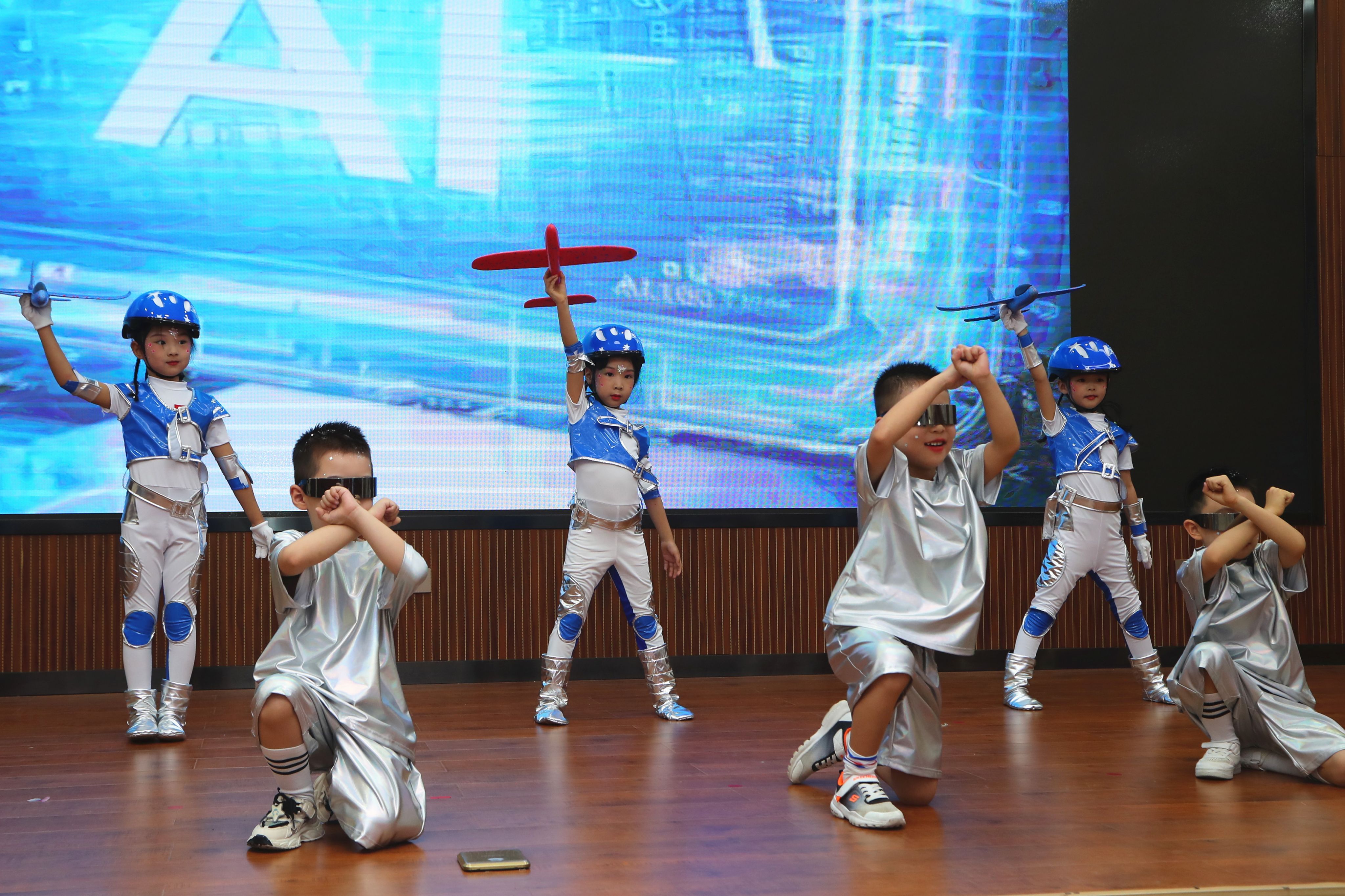 简篇-【美食早知道】——西安航空学院幼儿园第十五周食谱